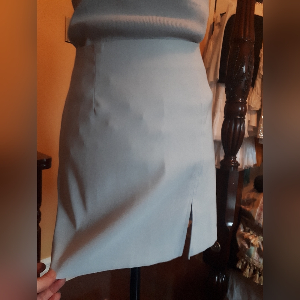 Silver mini skirt - Picture 2 of 9